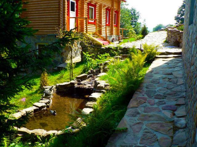 Троє Поросят Villa Slavske Luaran gambar